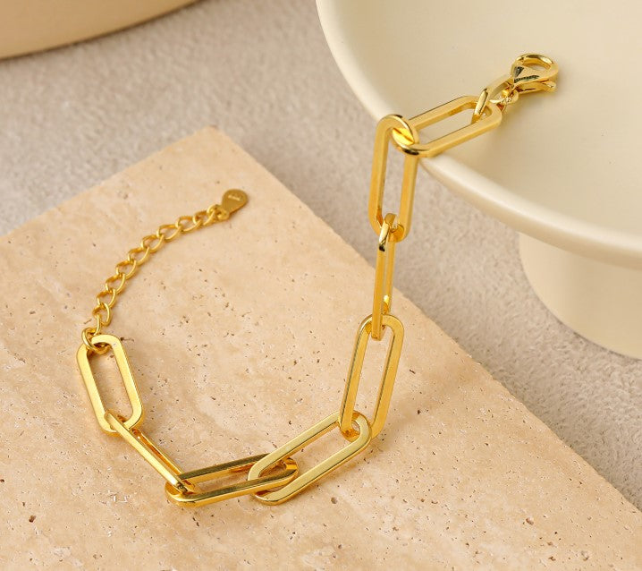 Bracelets et joncs